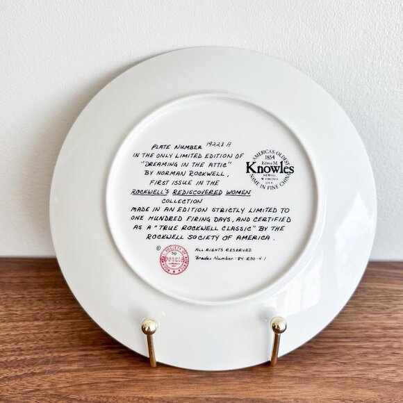 Norman Rockwell Collector Plate - Vintage Knowles “Dreaming in the Attic" - Picture 4 of 4